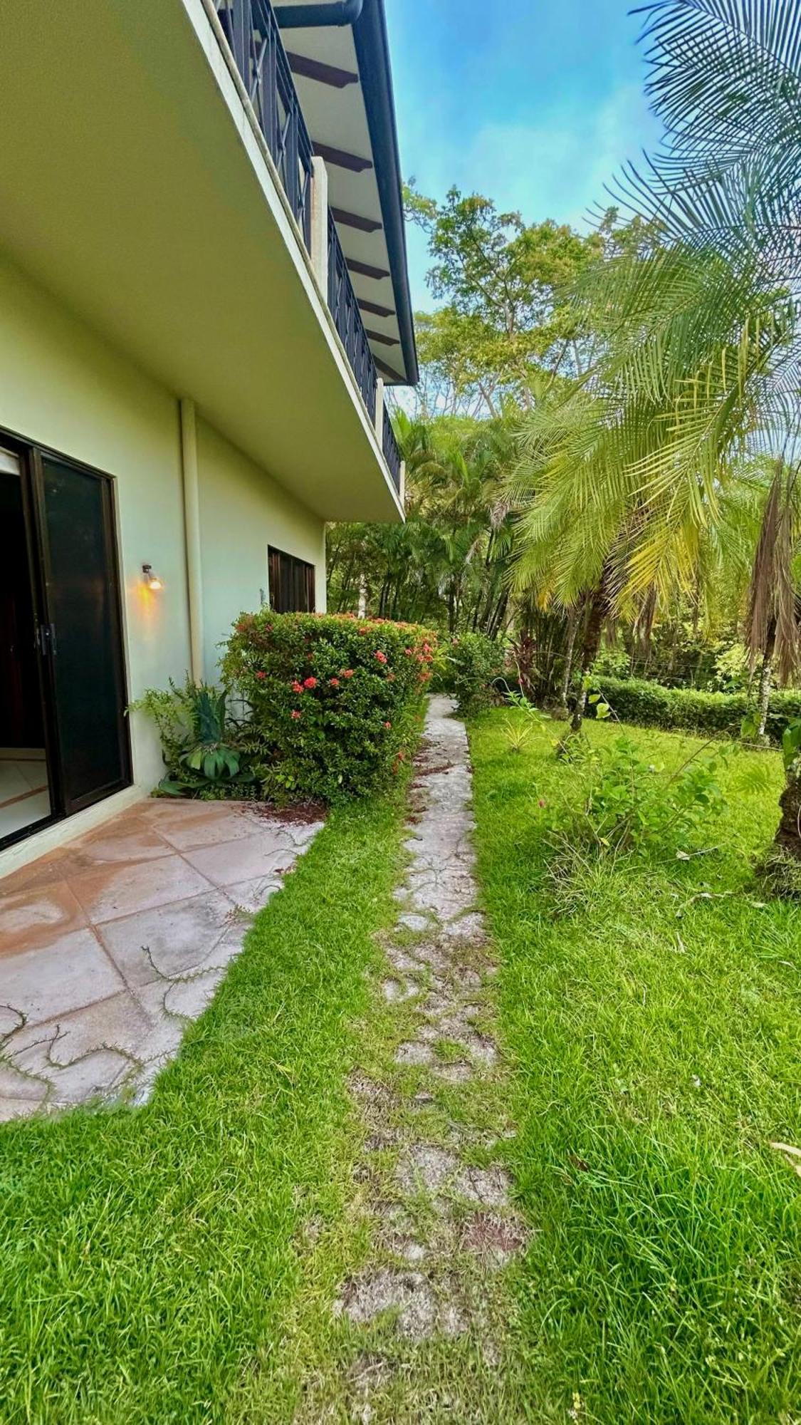 Villa Vista Mar Dominical Exteriör bild